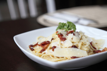 Spaghetti Carbonara with bacon and cheese