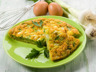 omelette with onions and leek