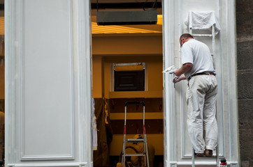 artisan peintre en bâtiment