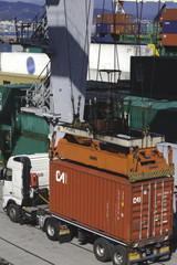 Terminal porto camion  carico-scarico