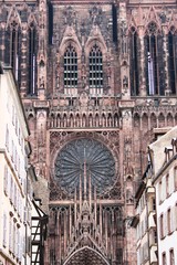 Naklejka premium Häusergasse zum Münster in Straßburg