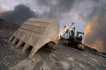 Quarry excavator