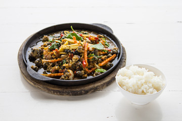 Spicy fried shellfish