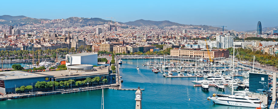Panoramic view of the Barcelona harbor