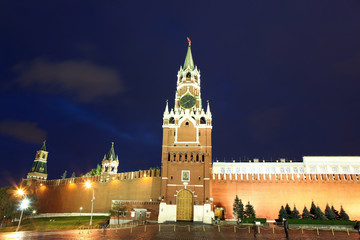 Fototapeta na wymiar Spassky, Tsarskaya and Nabatnaya Towers of Moscow Kremlin at Re
