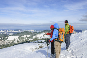 Fototapeta na wymiar winterliche Aussicht am Gipfel