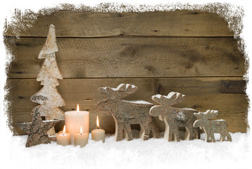 Weihnachtskarte aus Holz mit vier Kerzen