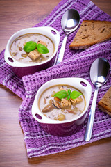 Mushroom soup with potato and croutons