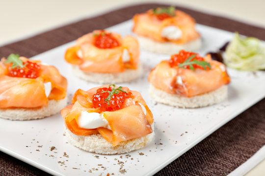 Canapes with smoked salmon and cream cheese