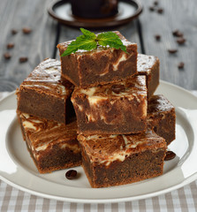 Chocolate cake brownies