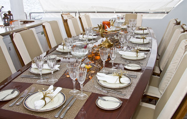 Served table