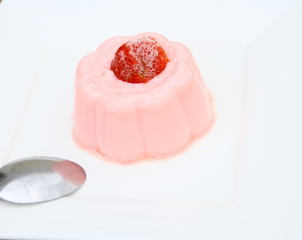 laitage,petit flan à la fraise