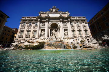 Fototapeta na wymiar Fountain de Trevi