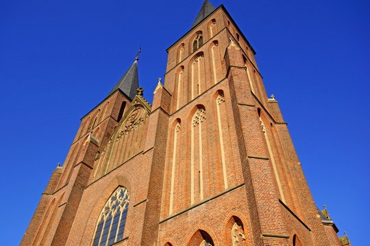 Kath. Pfarrkiche St. Mari&auml; Himmelfahrt in KLEVE