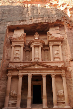 Petra - Jordan - the treasury, al khazneh