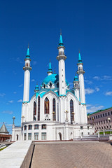 Obraz na płótnie Canvas Qol Sharif mosque in Kazan, Russia against the beautiful sky