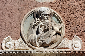 bas-relief