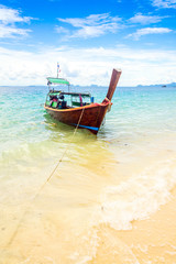Obraz na płótnie Canvas Long tailed boat at Kradan island, Thailand