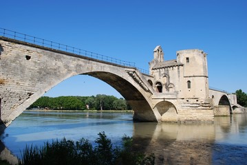 Fototapeta na wymiar The Saint Benezet bridge on Rhone river in Avignon, France