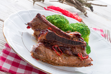grilled ones rib with broccoli