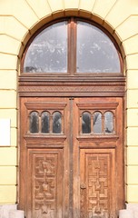 Wooden door in Debrecen