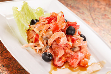 salad with shrimps