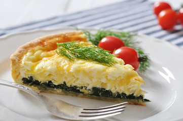 quiche pie with spinach
