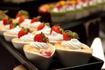 Obraz na płótnie Canvas strawberry pie with whipped cream.