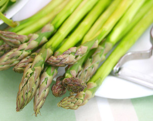grüner Spargel