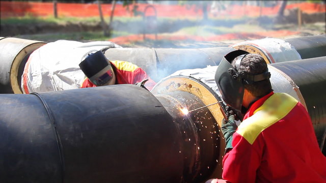 Welders teamwork, Arc welding