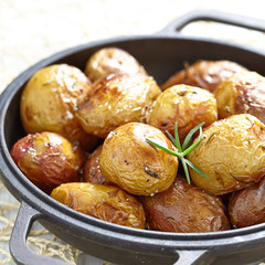 Baked potatoes with rosemary