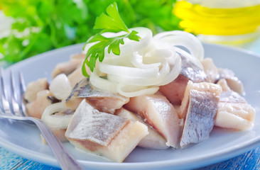 herring with onion