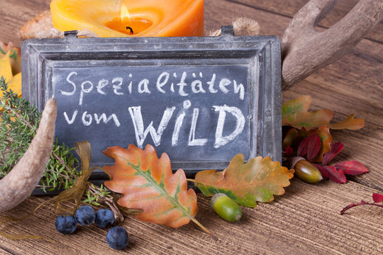 Spezialitäten vom Wild - Aufsteller und Tischdeko im Herbst