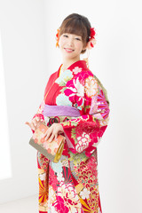 Fototapeta premium Beautiful asian kimono woman on white background