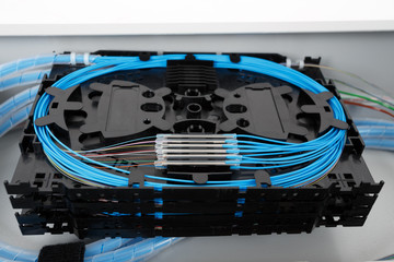 Fiber optic splice cassettes