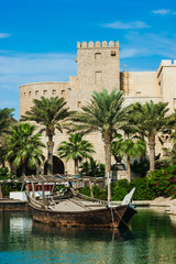Naklejka premium DUBAI, UAE - NOVEMBER 15: View of the Souk Madinat Jumeirah