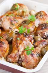 Roast chicken drumsticks with olives