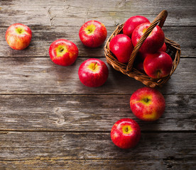 apples on wooden table