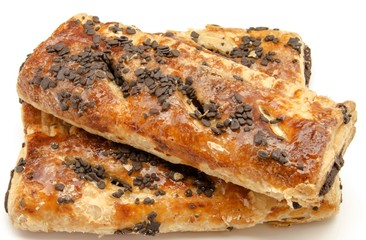 Pastel de hojaldre relleno de chocolate