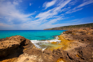 Fototapeta na wymiar Morze Formentera Es Calo de Sant Agustí turauoise