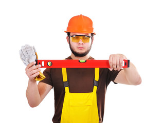 builder holding wasserwaage