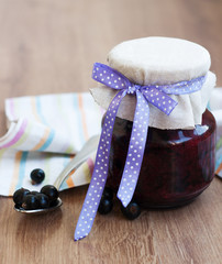 Black currants jam