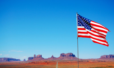USA, Flag with the canyon in the background