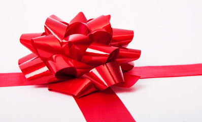 Red gift ribbon with bow - perspective view