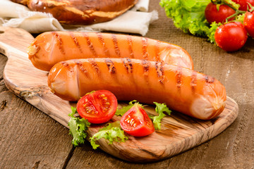 Sausage grilled with vegetables and mostard