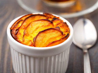 Pie made with fresh pears