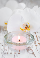 Obraz na płótnie Canvas Orchids and candle