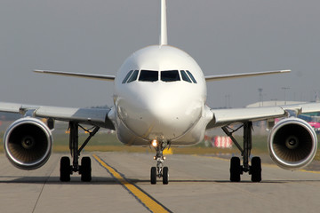 Aircraft on taxiway