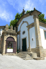 Fototapeta na wymiar Kapliczka w Guimar?es, Portugalia.