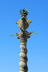Obraz premium Manueline Pillory at Terreiro da Se at Porto Old City, Portugal